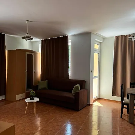 александър Apartman Napospart